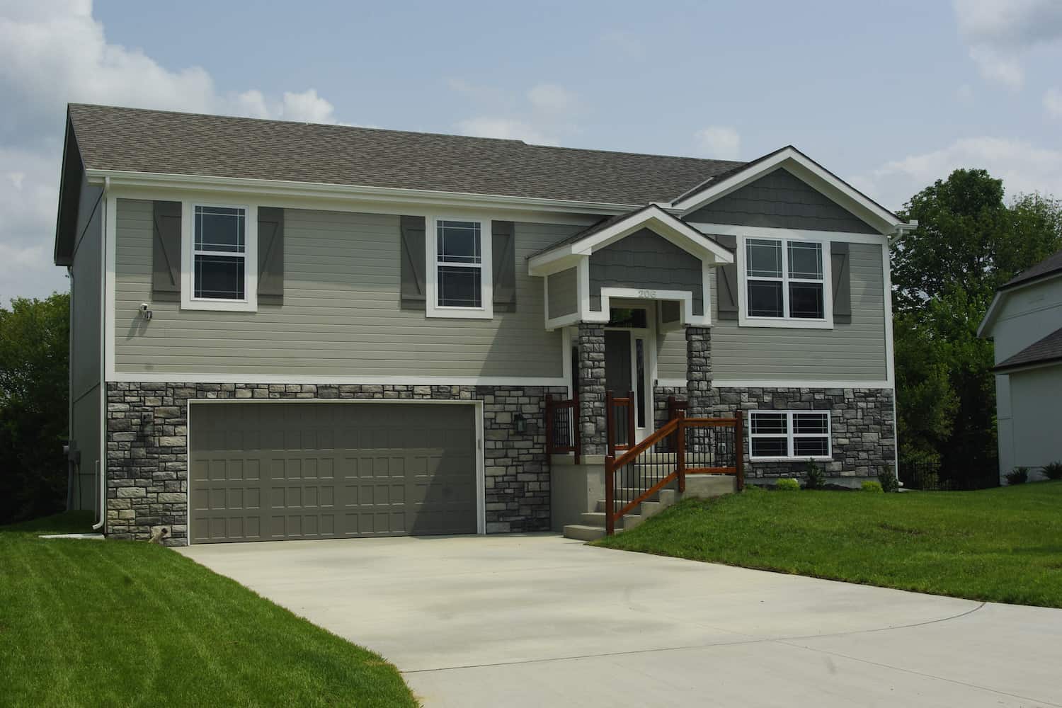 3-Bedroom, 1150 Sq Ft Multi-Level Home - Plan #120-2614 - Main Exterior