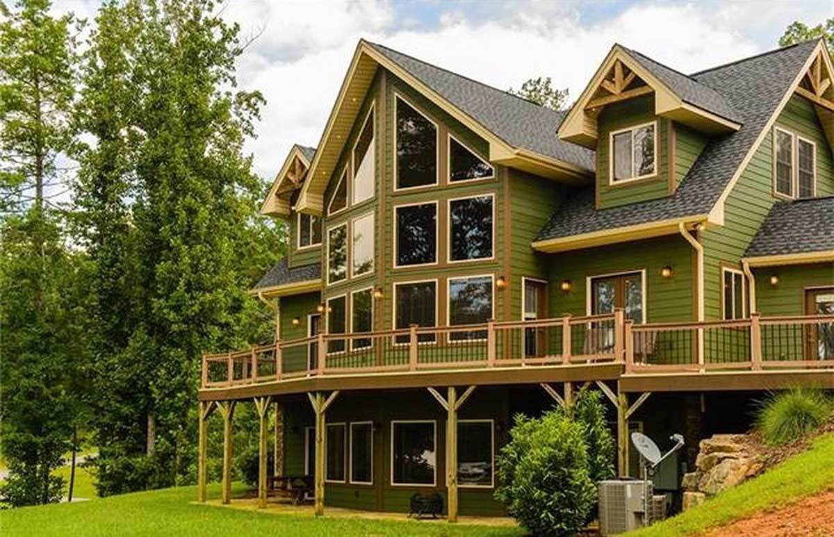 3-Bedroom, 2281 Sq Ft Contemporary Home Plan - 132-1313 - Main Exterior