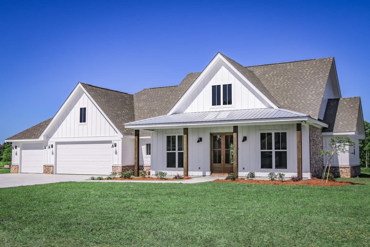 3-Bedroom, 2125 Sq Ft Ranch Home - Plan #142-1267 - Main Exterior