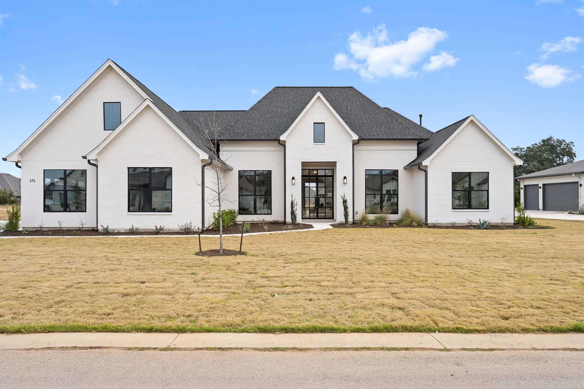 5-Bedroom, 3152 Sq Ft Contemporary House Plan - 142-1440 - Front Exterior
