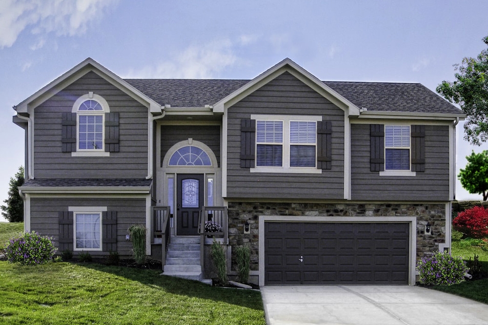 4-Bedroom, 1530 Sq Ft Traditional House Plan - 147-1157 - Front Exterior