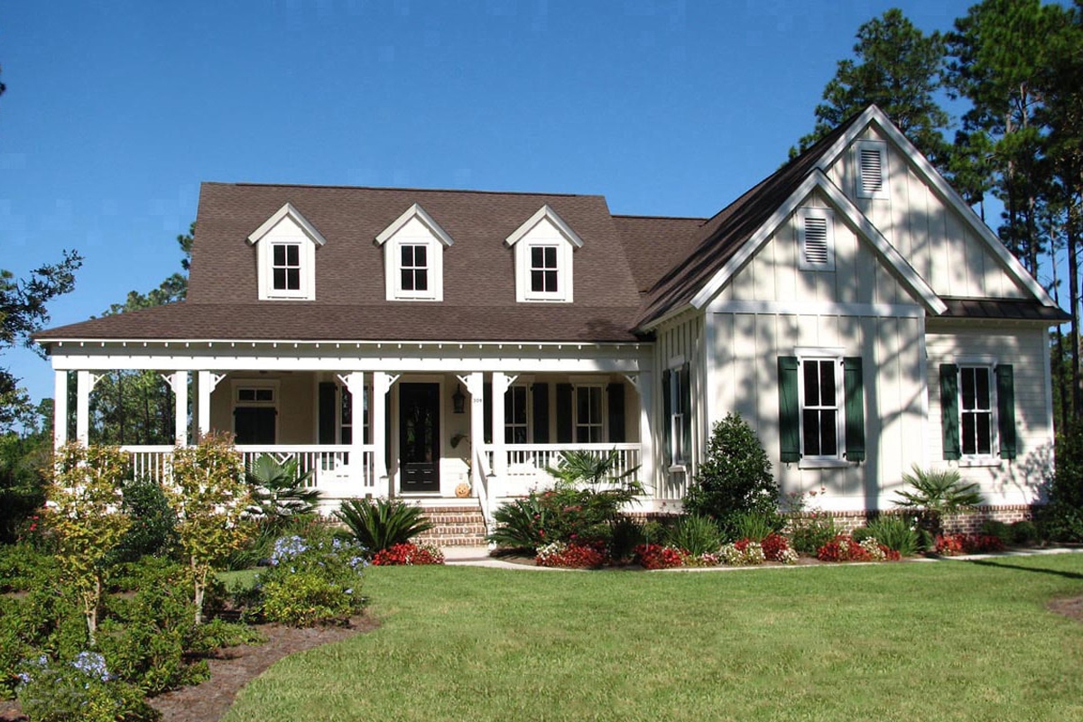3-Bedroom, 2045 Sq Ft Ranch House - Plan #198-1024 - Front Exterior