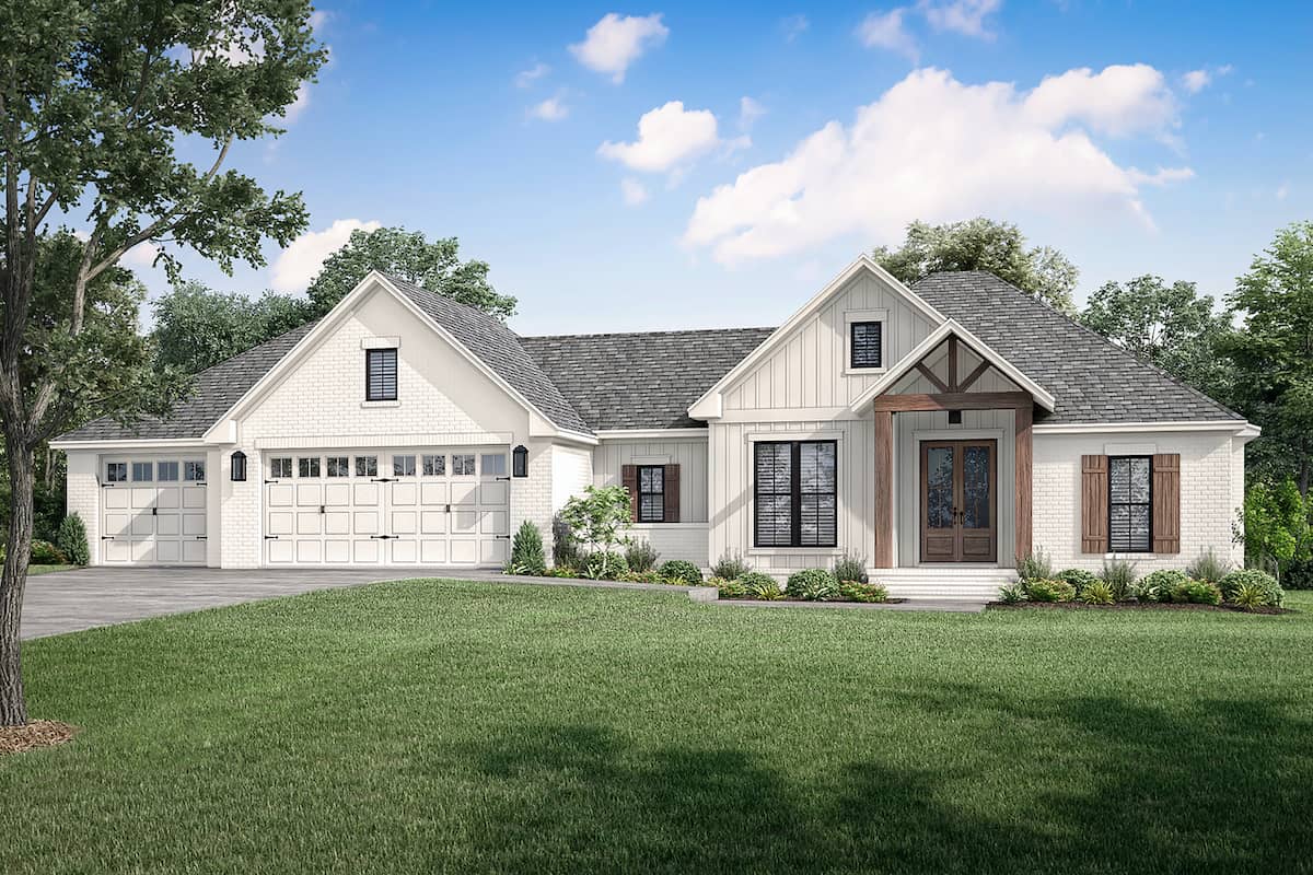 3-Bedroom, 2002 Sq Ft Ranch House - Plan #142-1251 - Front Exterior