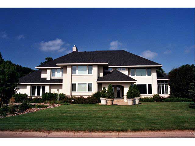 4-Bedroom, 4219 Sq Ft Feng Shui House Plan - 165-1117 - Front Exterior