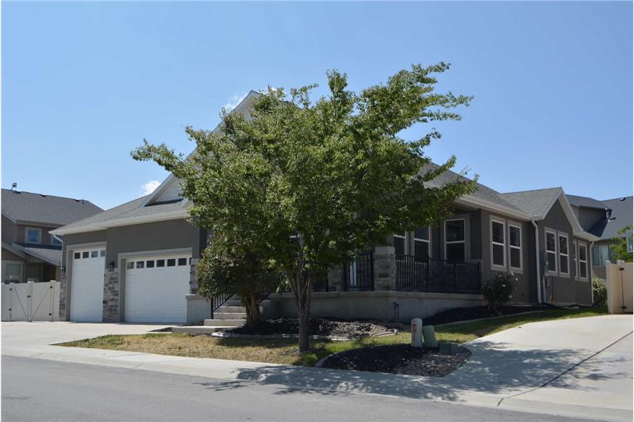 Right Side View of this 3-Bedroom,2244 Sq Ft Plan -187-1163